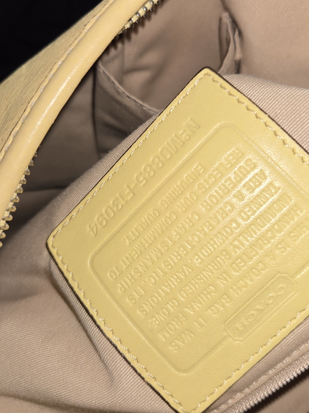 Coach Yellow Leather Shoulder Bag with Tag - Picture 3 of 13